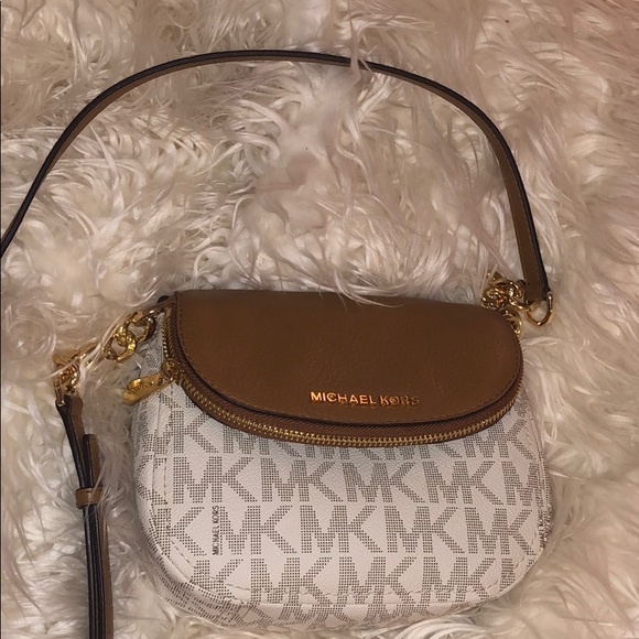 MICHAEL Michael Kors Handbags - Michael Kors cream logo crossbody bag